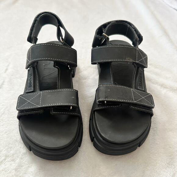 Ganni Chunky Strappy Rubber Fisherman Sandals. - Picture 5 of 9